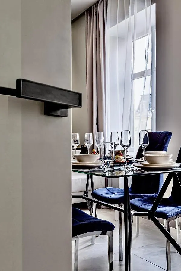 Central Family Boutique Apartments 1 Lwów Ukraina